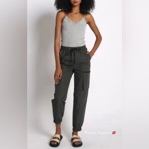 SANS SOUCI HIGH WAISTED CARGO JOGGERS IN OLIVE